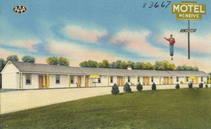 Motel McNeive (Oakland Motel) - Old Postcard